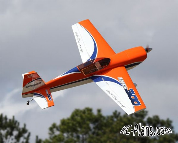 Extra 300S в полете