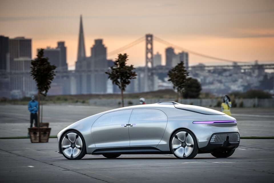 Mercedes Benz f 015 Luxury