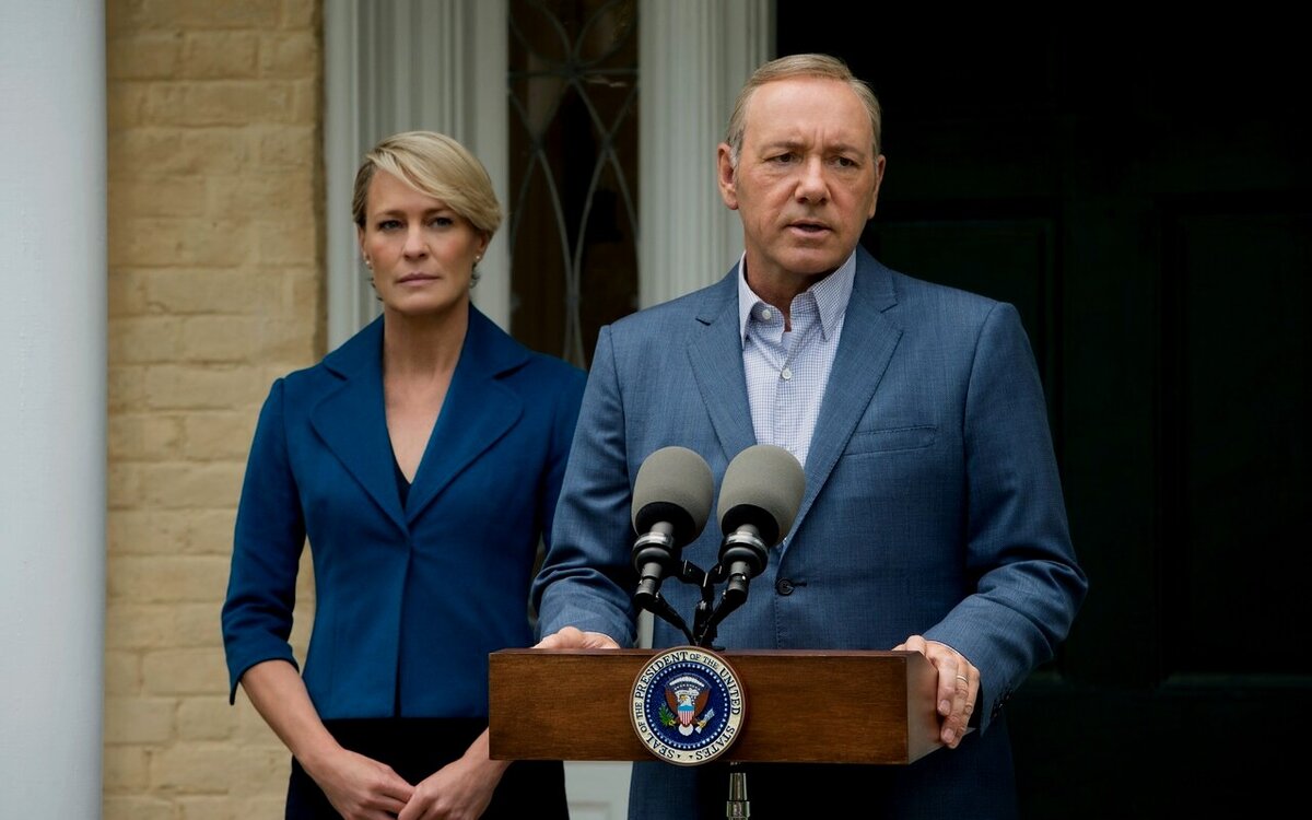 Кадр из сериала "Карточный домик"