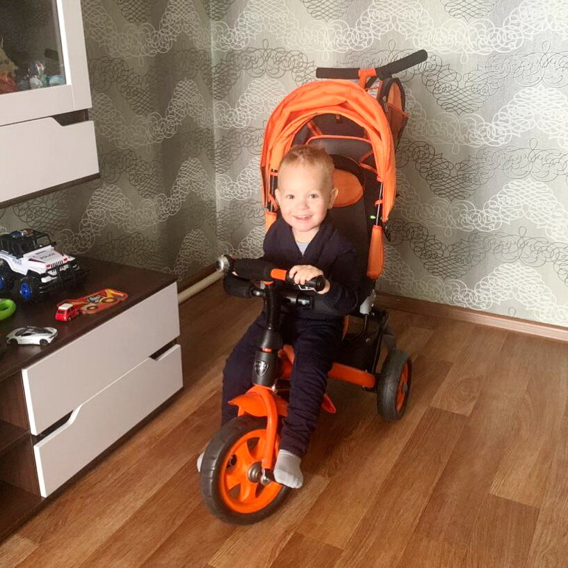 "Пааап, ну ведь сесшть же!")