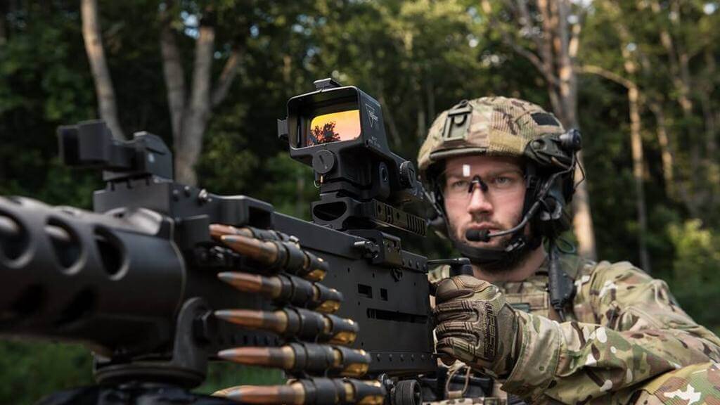 Коллиматорный прицел Trijicon MGRS на 12,7-мм пулемёте М2