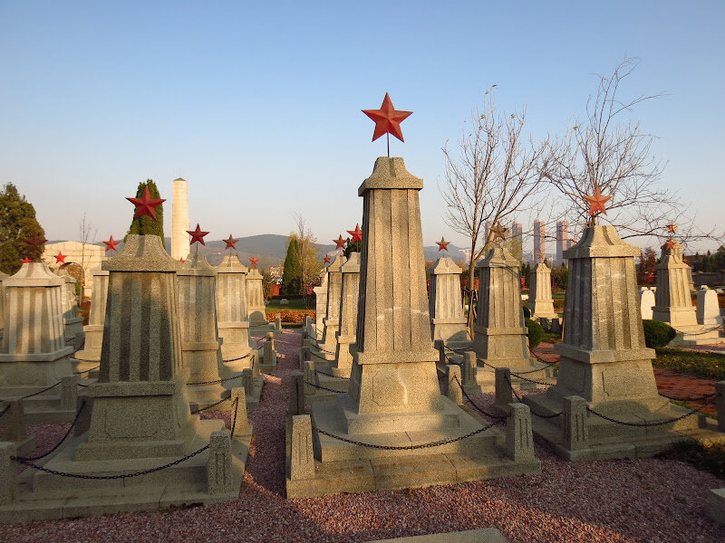 Мемориальное кладбище/ © griphon.livejournal.com