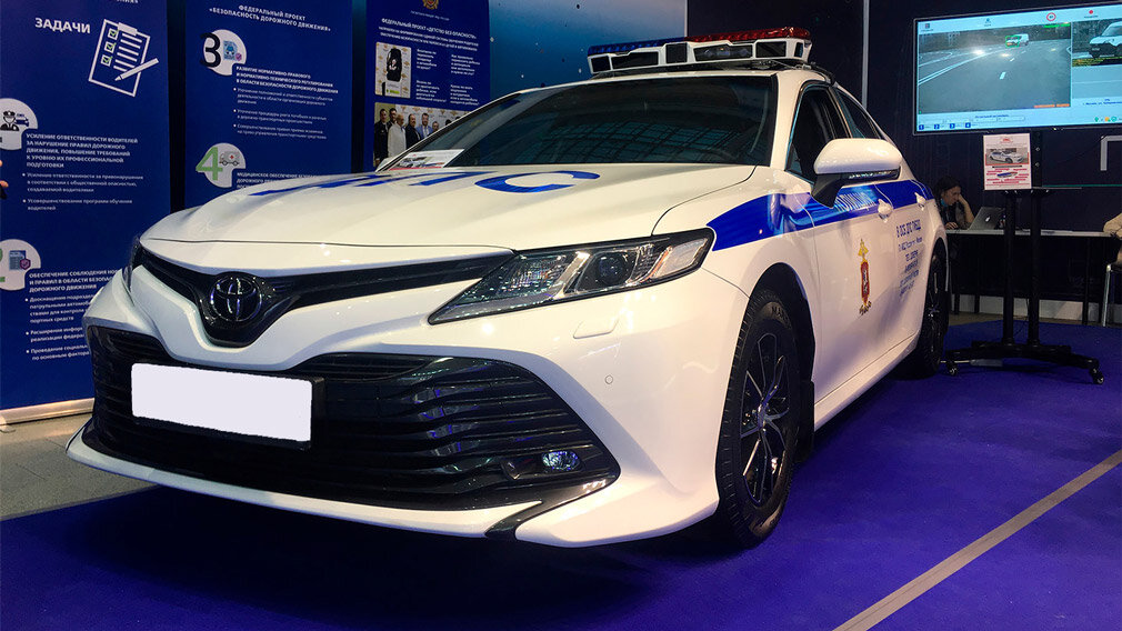 Камера-балка на машине ДПС / фото: news.auto24.pro 