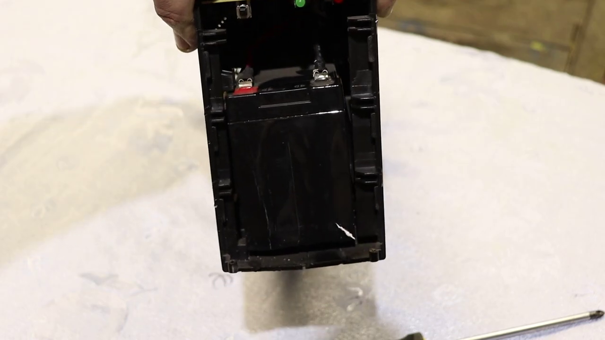 Надо же додуматься! Из старого бесперебойника сделать мощный ...