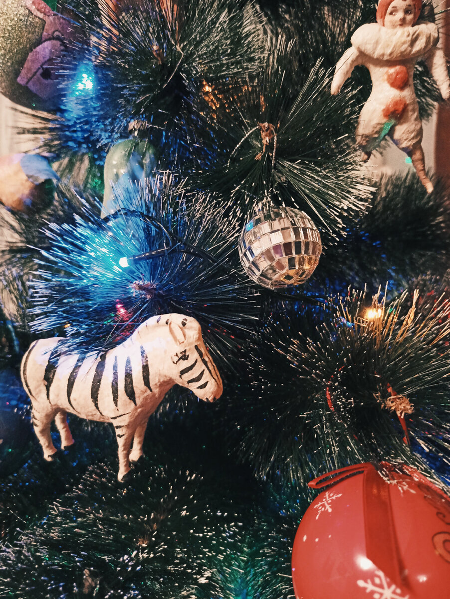 Когда-то такая ёлочка дома была под запретом