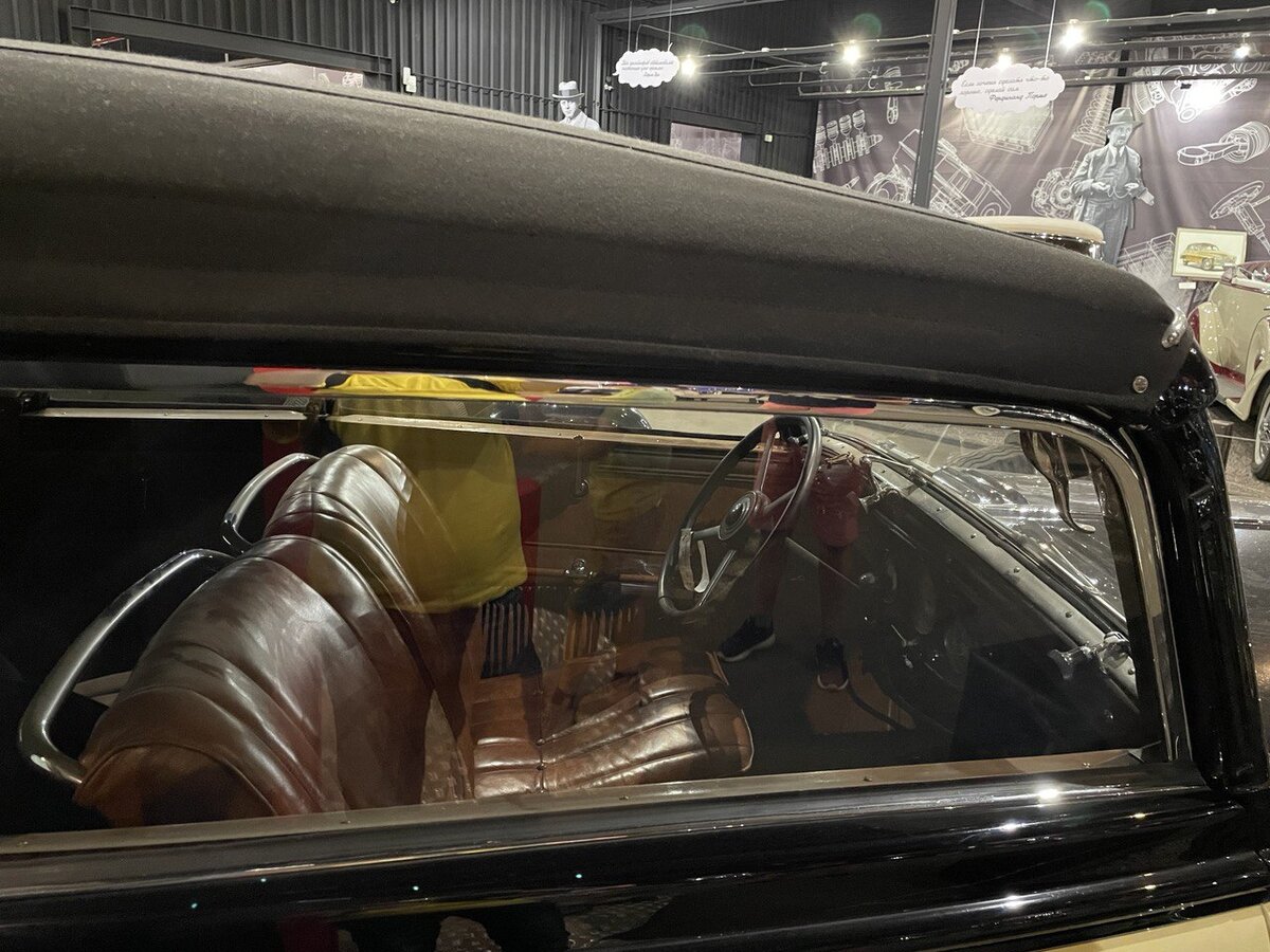 Автомобиль Horch 830, фото автора поста 