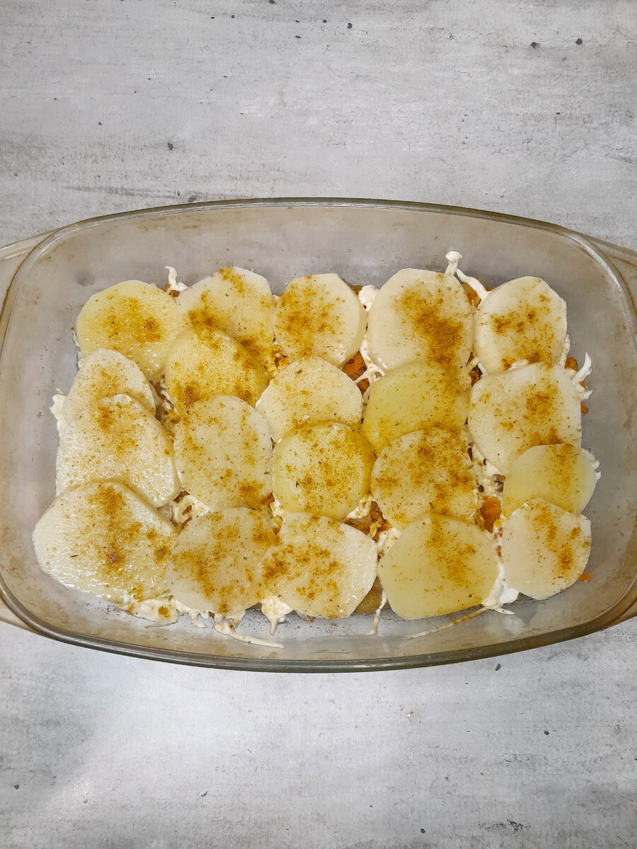 Минтай под майонезом и сыром в духовке — рецепт с фото пошагово