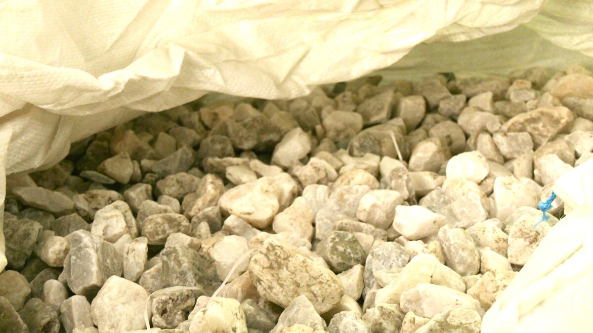    В Нягани производят сырьё для создания микроэлектроники и высокоточной оптики