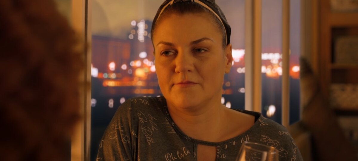 Кадр из сериала "Первокурсницы"