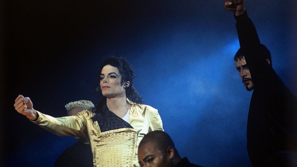    Шляпа Джексона обрела нового хозяина: наследие “короля” продают с молотка© РИА Новости | Дмитрий Коробейников