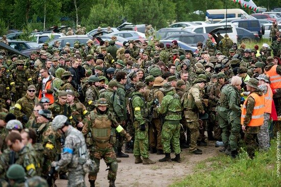 Примерно так может выглядеть подготовка к стартовому построениею на крупной игре. Фото с просторов интернета.