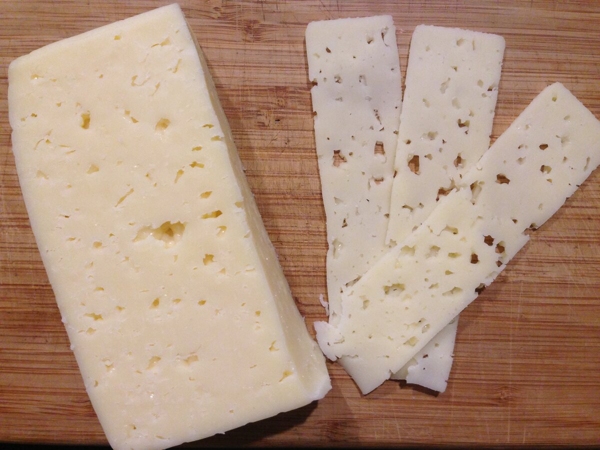 Цвет правильный и дырочки на месте