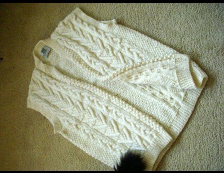 Жилет из отличного свитера