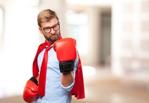 Умный человек в очках