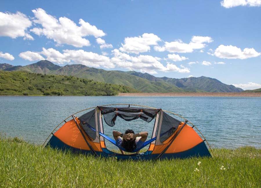 Гамак палатка Tammock может быть установлена вне зависимости от места - быть то песчаный пляж, скалистое плато, широкое поле или небольшая опушка леса.