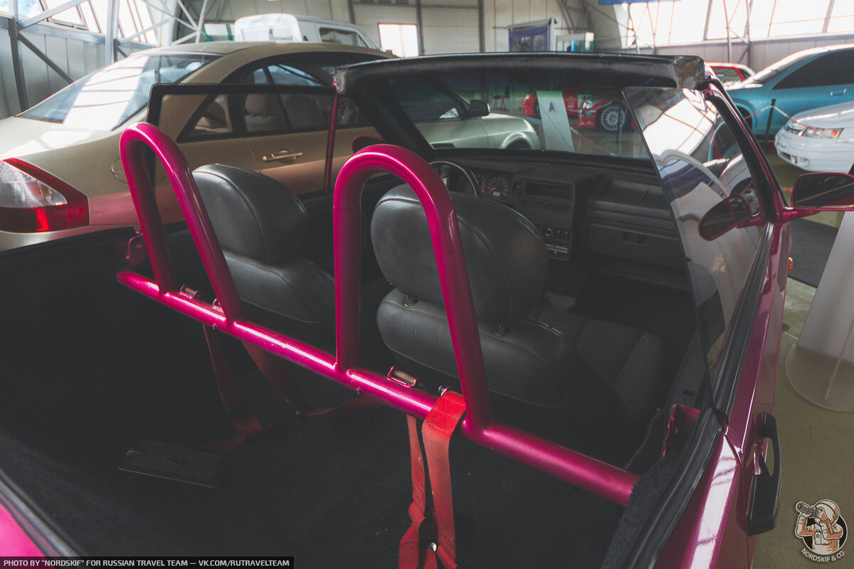 Конфетка или убожество? Наткнулся на необычный ВАЗ 2108 кабриолет в розовом цвете!