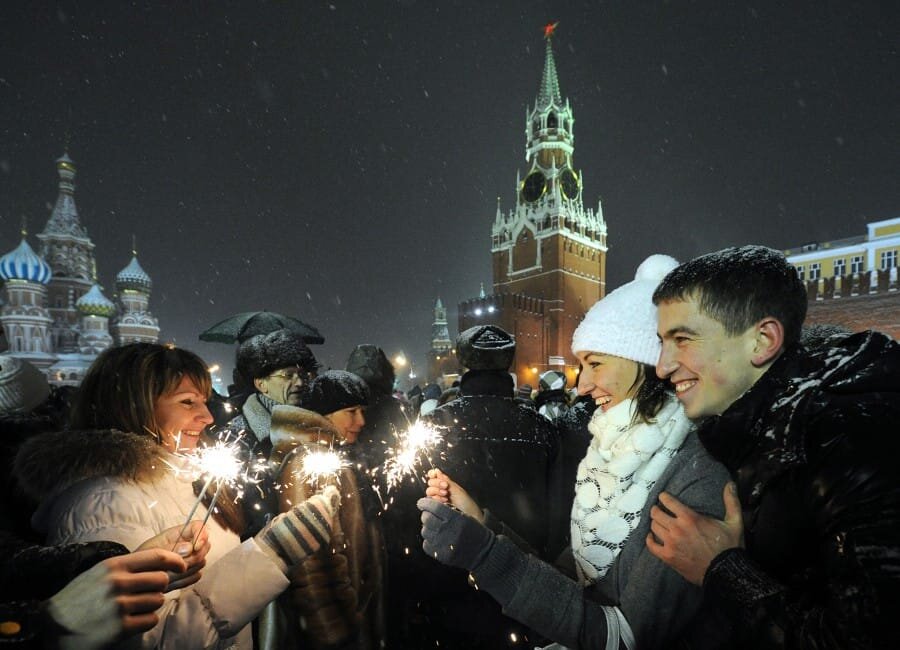 31 декабря 2013. Красная площадь новый год. Празднование нового года. Встреча нового года в России. Красная площадь в новогоднюю ночь.