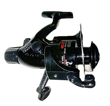 Дешёвая, но вполне рабочая, китайская катушка Кобра 240