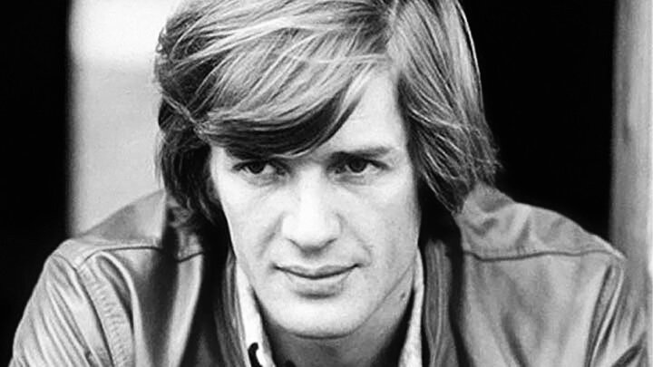 А. Абдулов в молодости. Фото - russia.tv