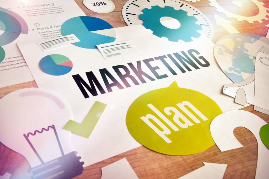 Маркетинговый план - это отчет, в котором изложена ваша маркетинговая стратегия на предстоящий год, квартал или месяц.