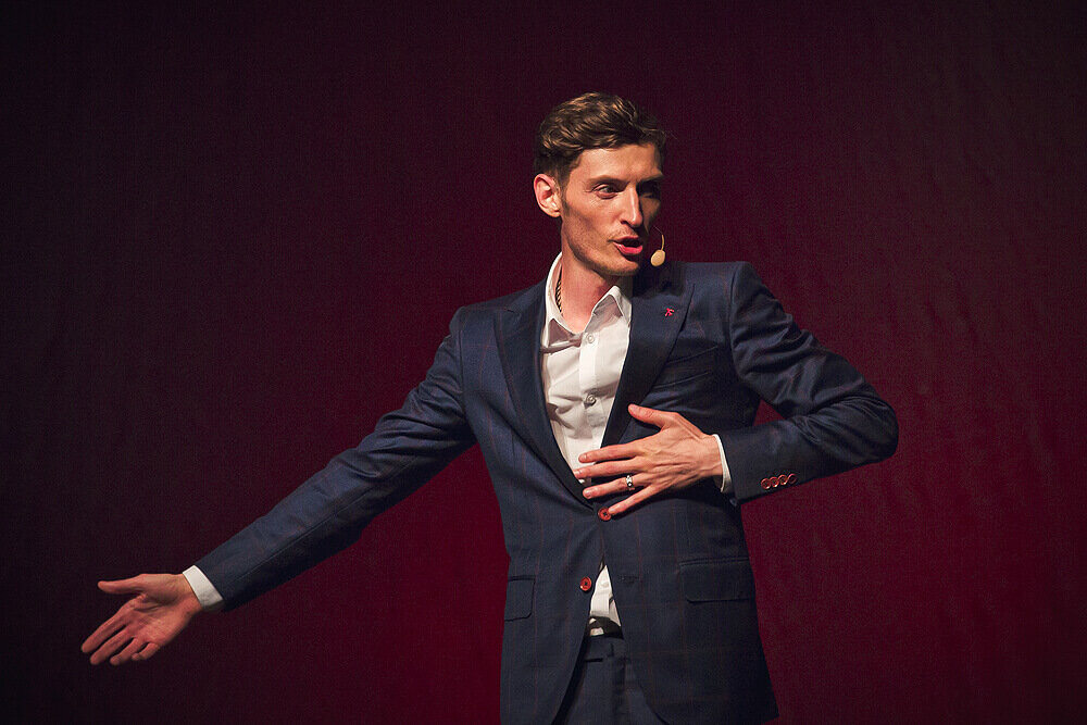 Павел Воля на концерте. Материал взят с сайта yandex.ru