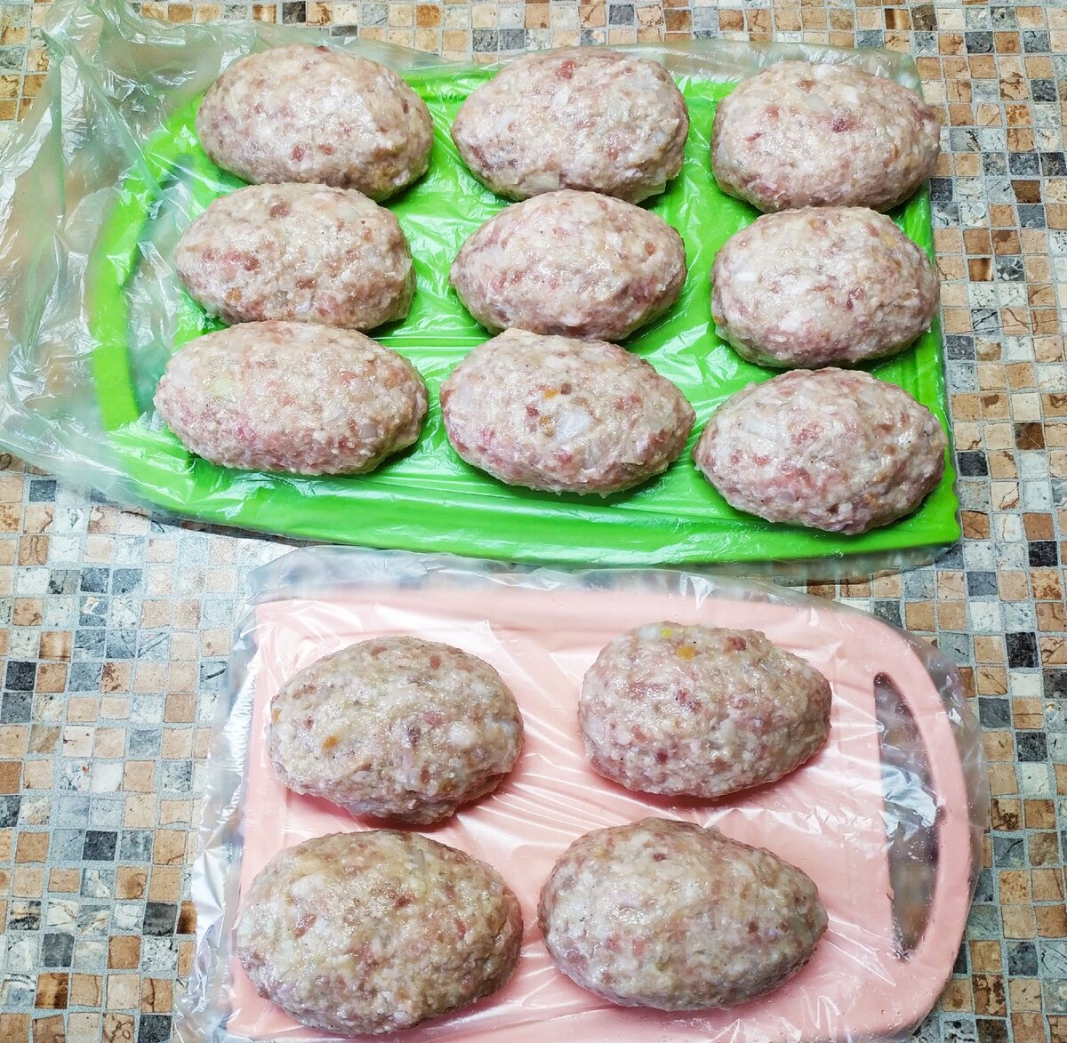 Готовый продукт, у меня получилось 13 штук), количество зависит от размера котлет