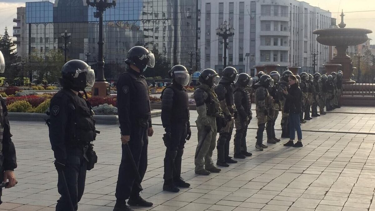 Фото: https://www.dvnovosti.ru/furgal/2020/10/12/121436/