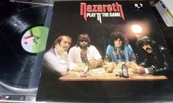 Nazareth "Play’n’ the Game", 1976 г. Британский выпуск на Mountain Records