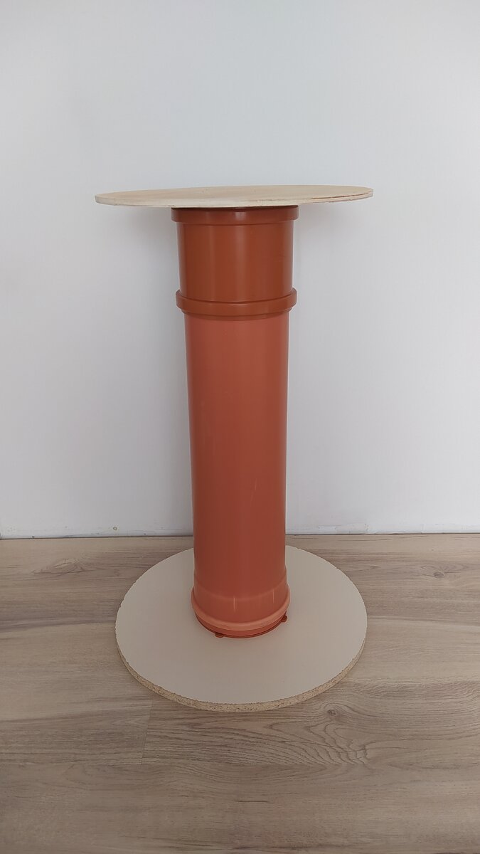 Изделие в сборке. Когтеточка