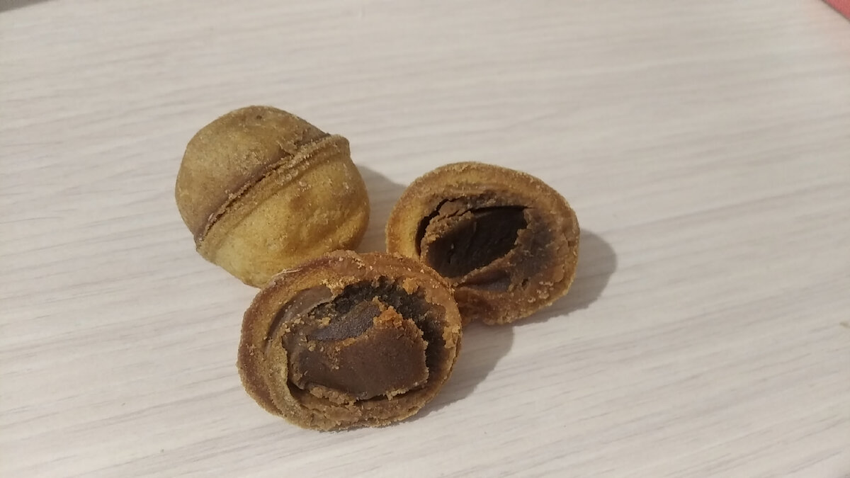 Знаменитые орешки с вареной сгущенкой