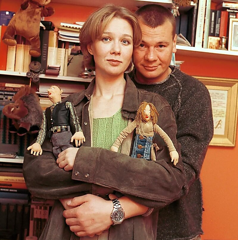 Фото жены влада галкина Дарья Михайлова, по словам её родных и близких, отличается скромностью и постоян