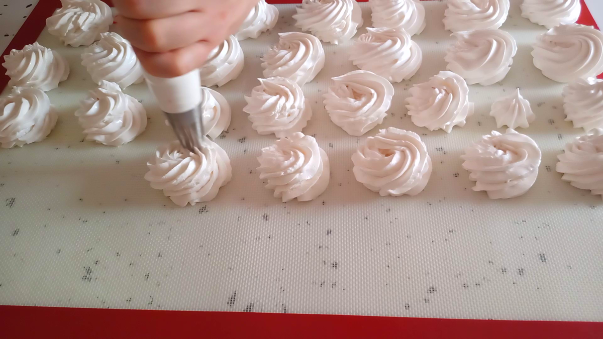 Готовлю очень вкусный зефир на яблочном соке. Это настолько простой и быстрый рецепт, что этот зефир можно готовить, хоть каждый день к чаю, без особых усилий.-11