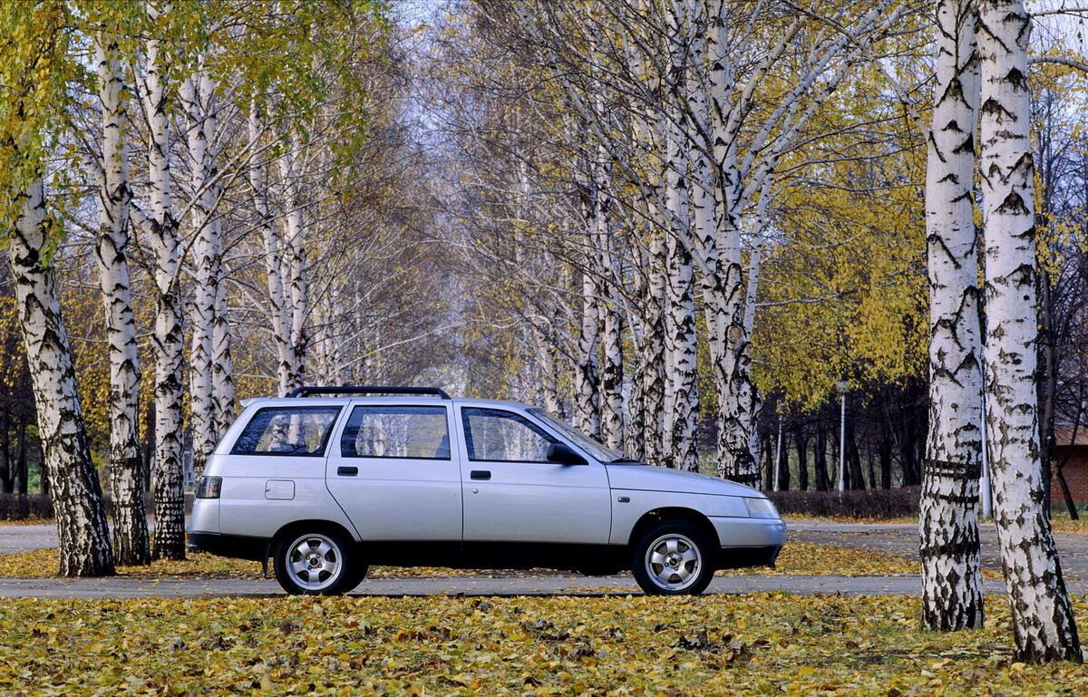 ВАЗ-2111