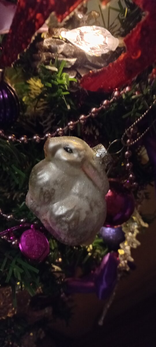 Символ года из фикс-прайс. Стеклянная игрушка и такая милая, что я не удержалась от приобретения