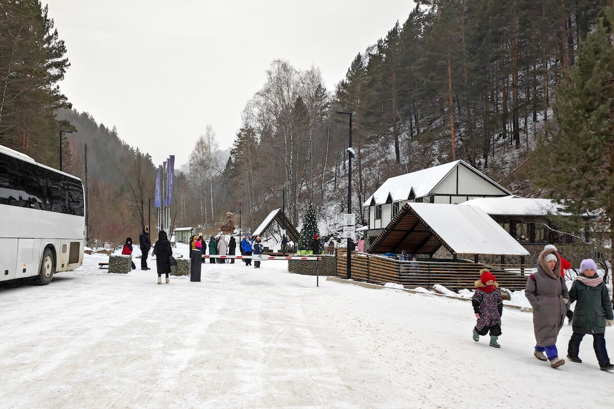     Миллионных посетителей встретили на Столбах во второй раз за всю историю