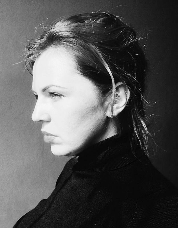 Зачем я это написала? Кому это нужно? Нужно! Тому, кто может Узнать себя.. в этой девушке, запутавшейся и сбившейся с пути.. и если ты читаешь это и узнал(а) себя знай, все возможно! Выход есть!