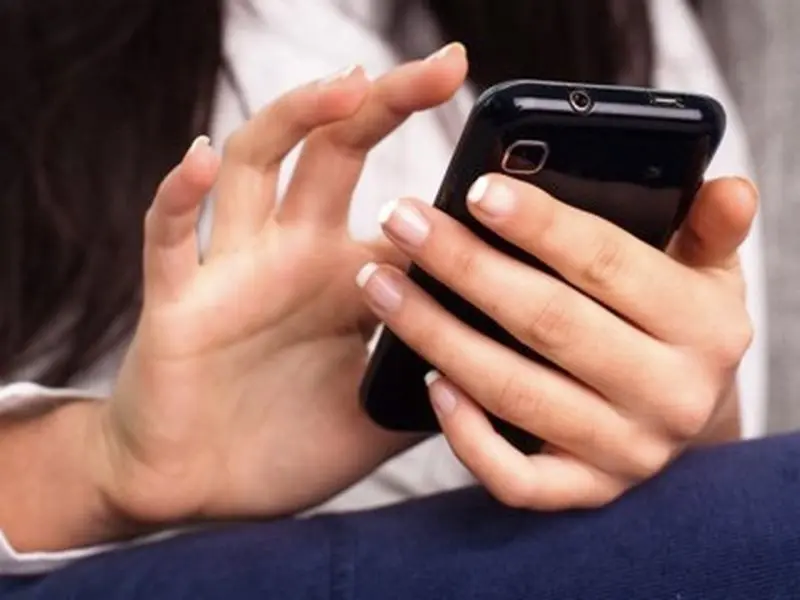 Как крадут деньги с чужих смартфонов. Фото: devdiscourse.com
