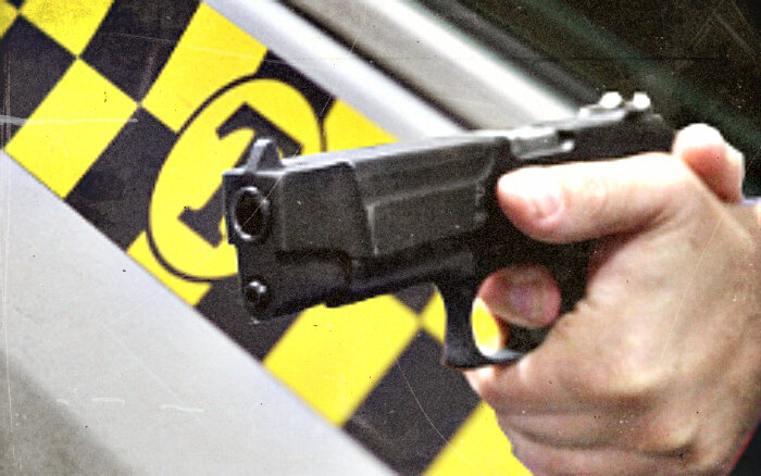 2. Молодой человек, а ваша девушка вчера...