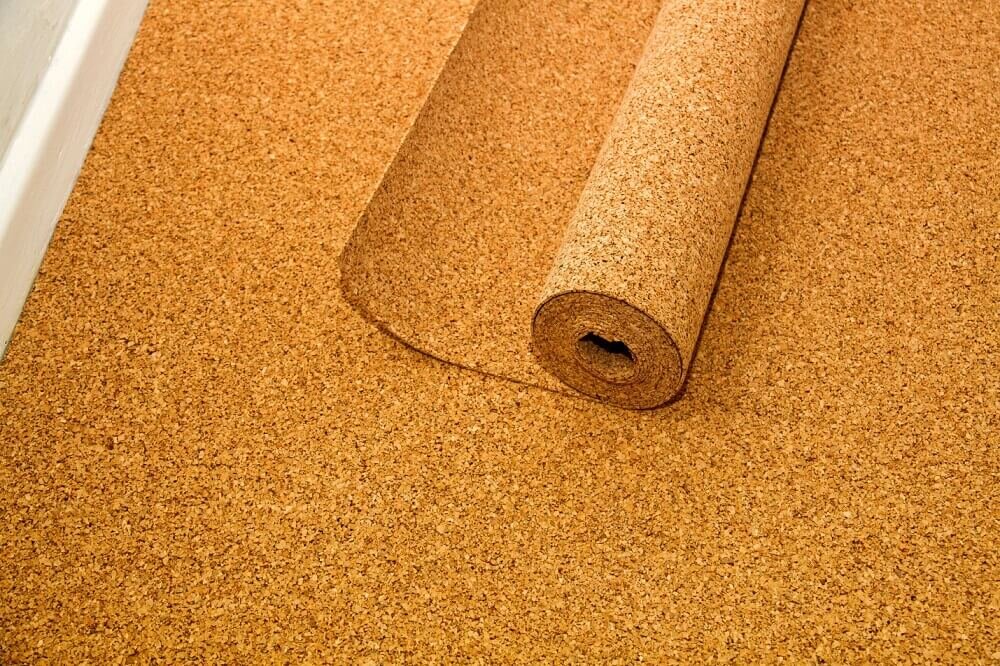 На фото: пробковое покрытие на полу