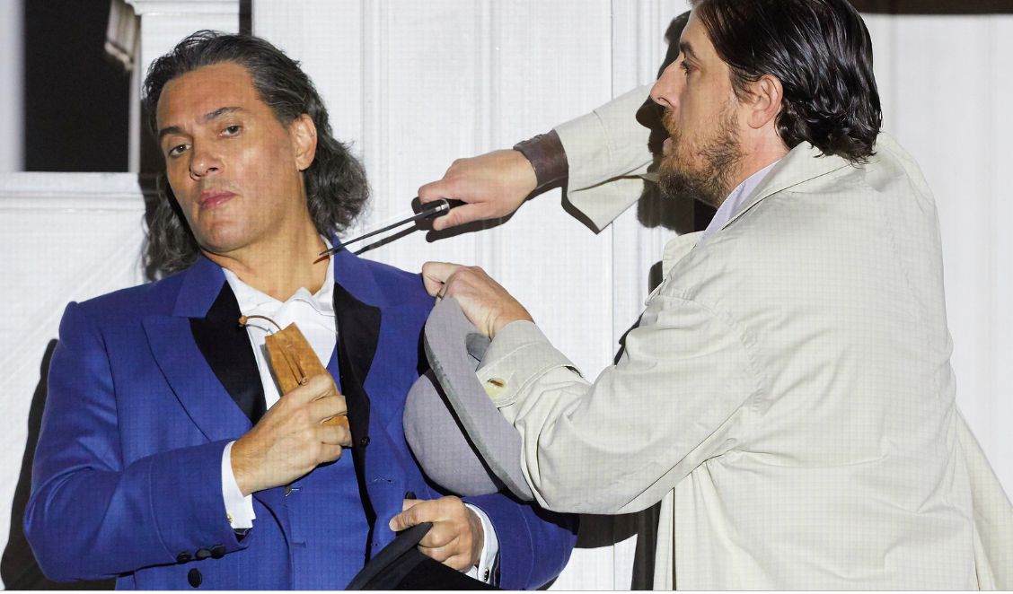 Erwin Schrott as Don Giovanni and Roberto Tagliavini as Leporello in Don Giovanni, The Royal Opera © 2019 ROH. Photograph by Mark Douet