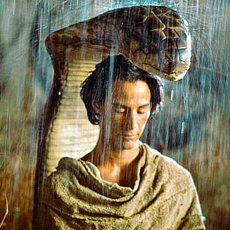 Сцена после искушения в фильме "Маленький Будда",