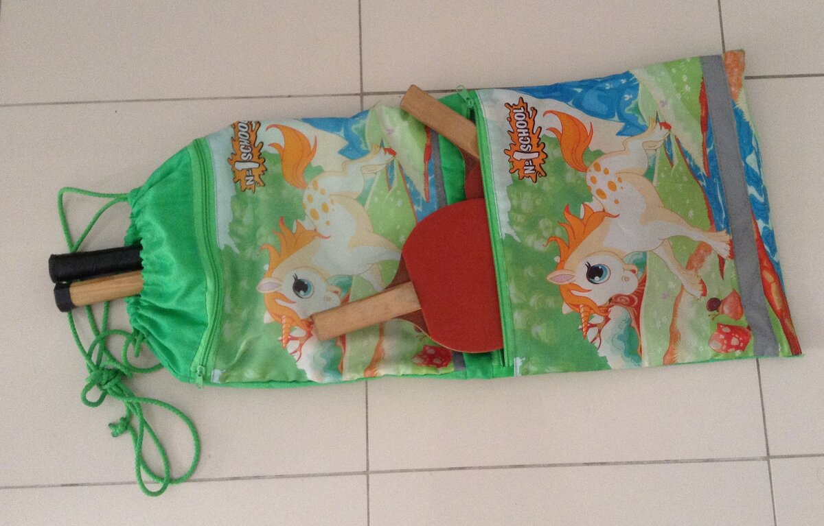 Кофр для хранения ракеток и спортинвентаря.