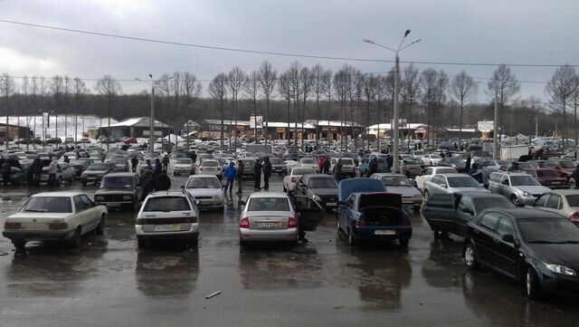 Рынок на ракитовском шоссе.