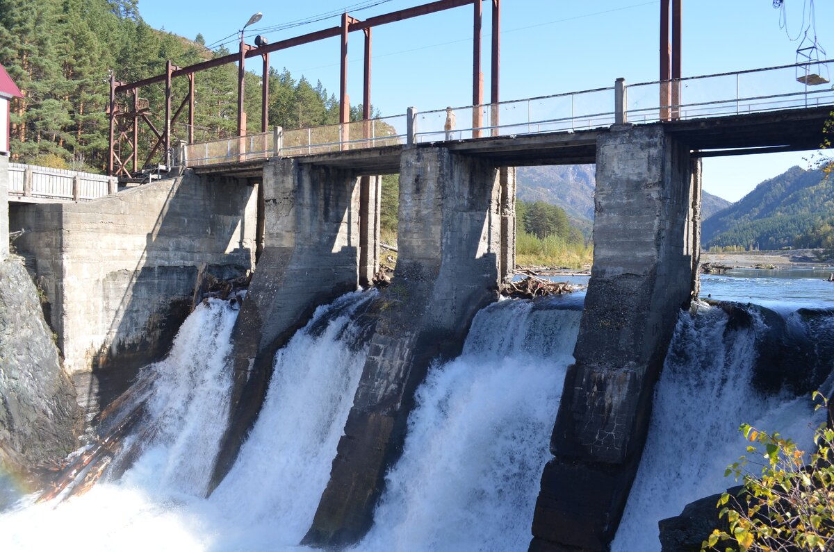 Чемальская ГЭС. Фото автора