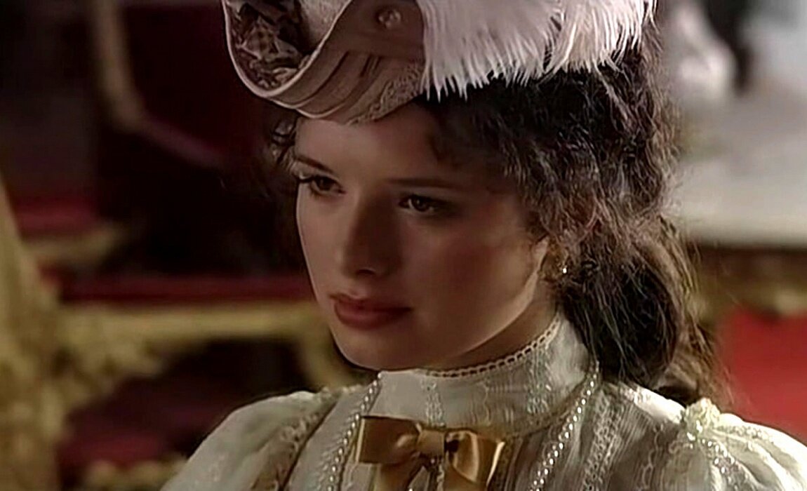 София Блювштейн