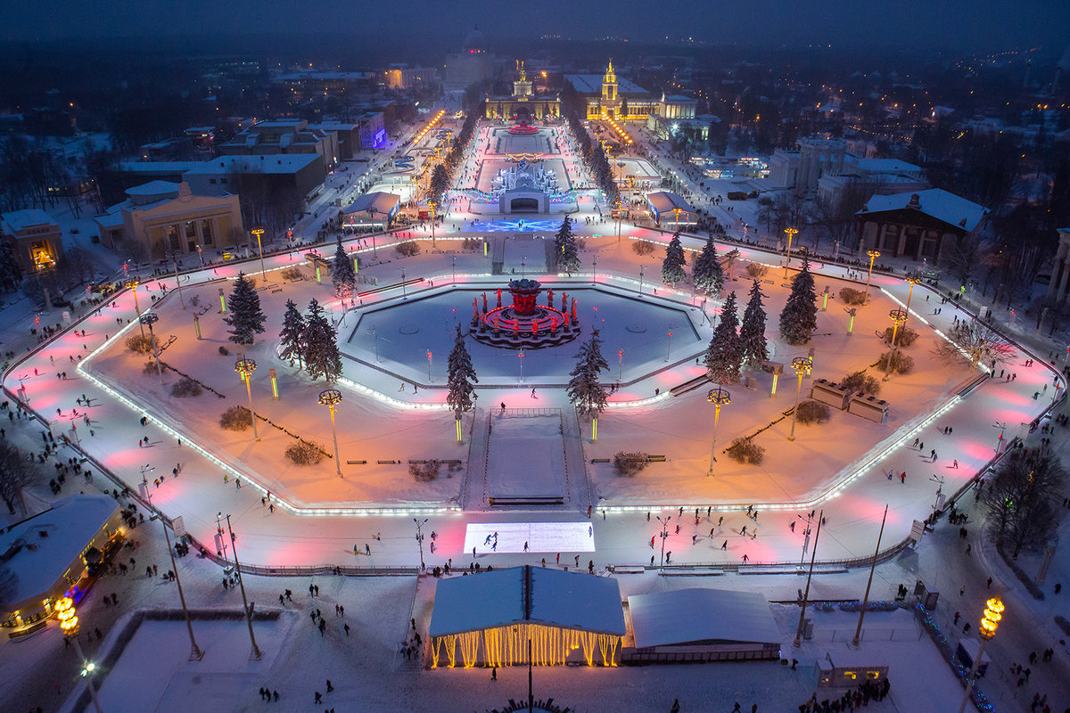 Каток ВДНХ  /Фото из открытых источников/