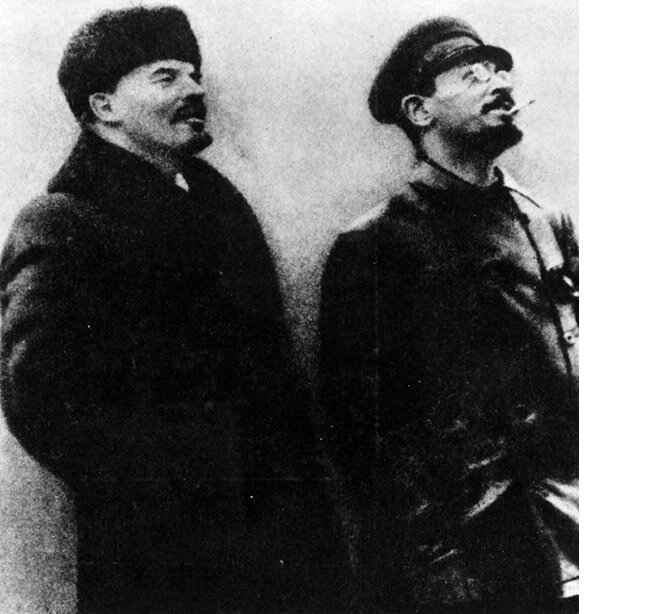 Ленин и Троцкий. 1917 год.
