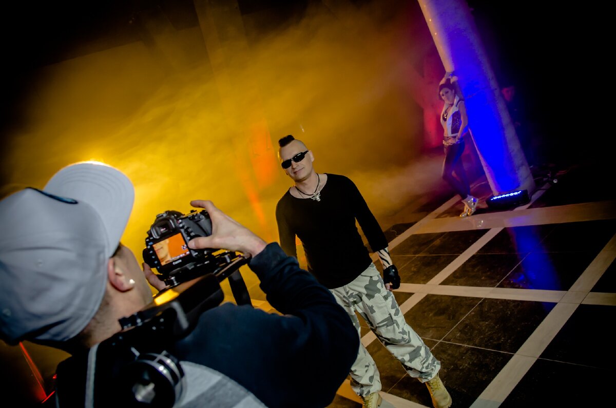 http://www.carmanmusic.ru/gallery/semki-novogo-klipa-na-pesnyu-detka/