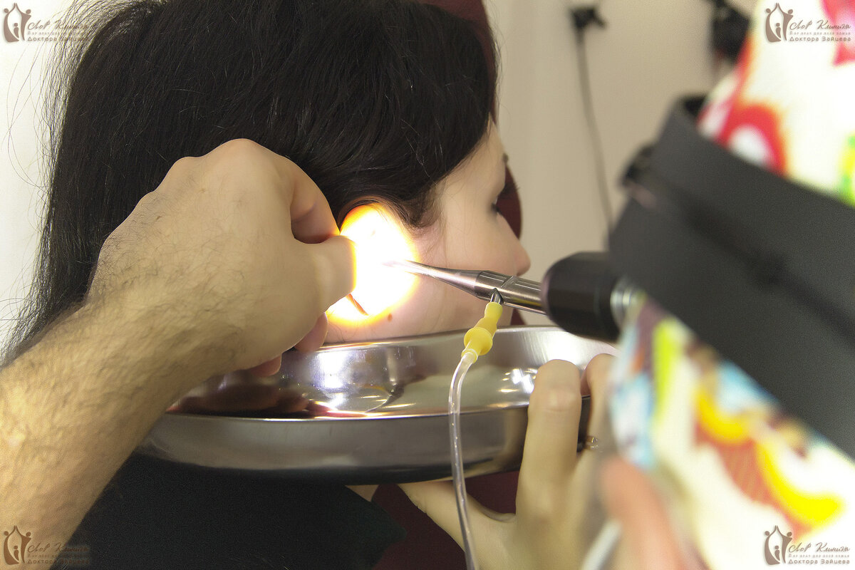 Веду прием в своей клинике