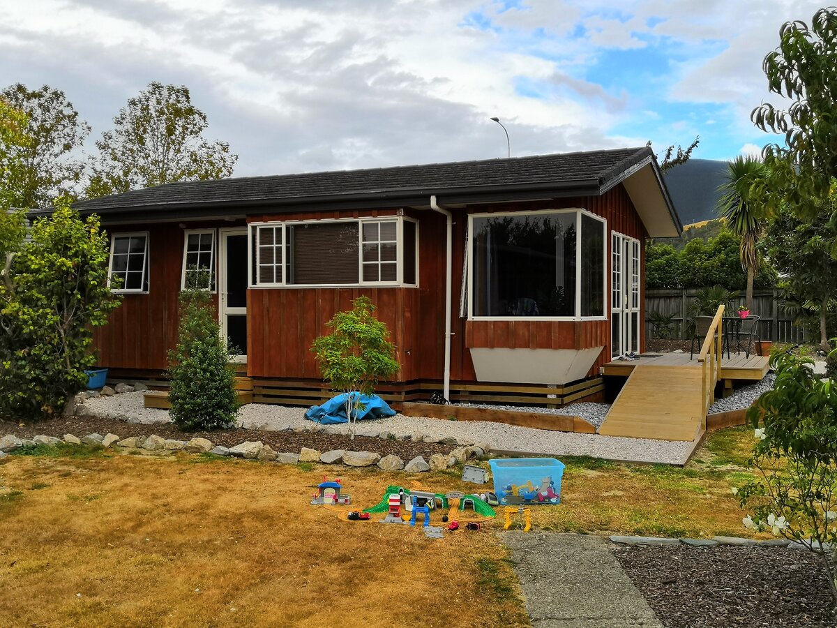 Здесь мы прожили нашу первую неделю в Новой Зеландии 